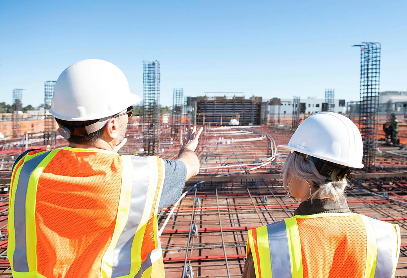 En Geoensayos realizamos ensayos de laboratorio que permiten comprobar la resistencia, trabajabilidad y durabilidad del concreto.